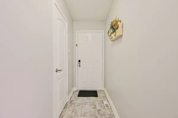 Brampton, ON L6V 3V9,351 Rutherford RD N