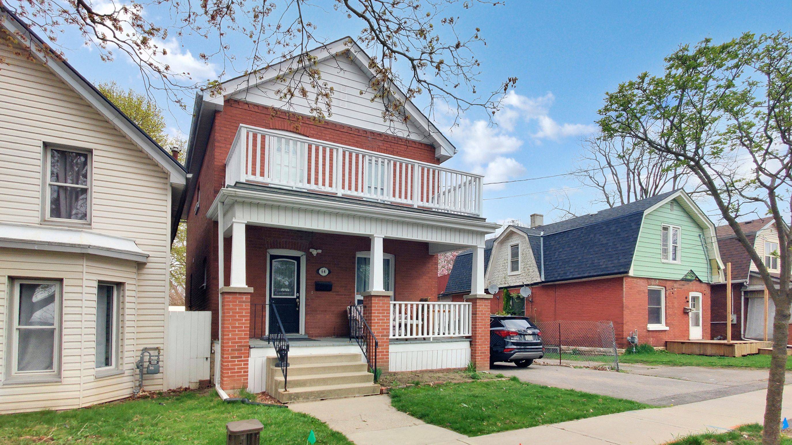 Brant, ON N3S 1Y9,64 Eagle AVE