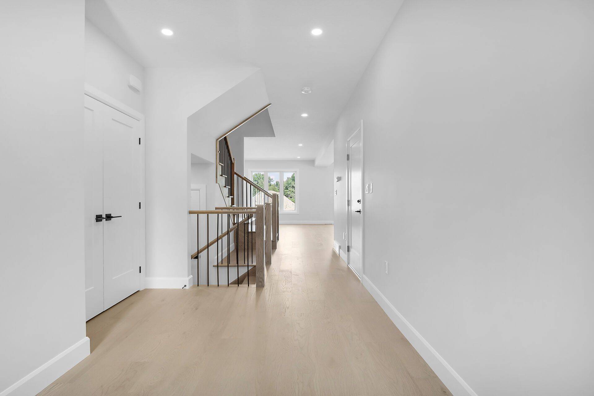 London South, ON N6K 3R2,414 Old Wonderland RD #29
