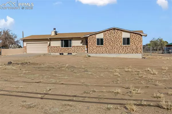 1290 30th LN, Pueblo, CO 81006