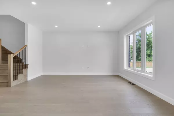 London South, ON N6K 3R2,422 Old Wonderland RD