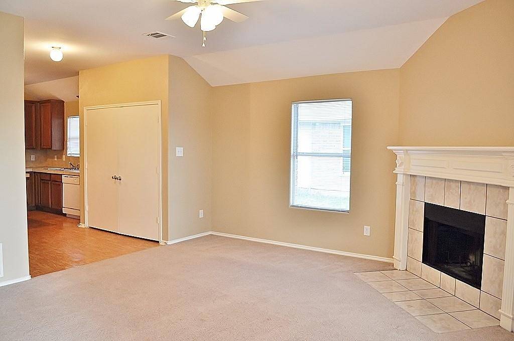 Dallas, TX 75217,9713 Brierwood Lane