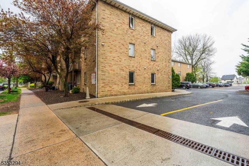 Hillside Twp., NJ 07205,1250 North Broad St #A1
