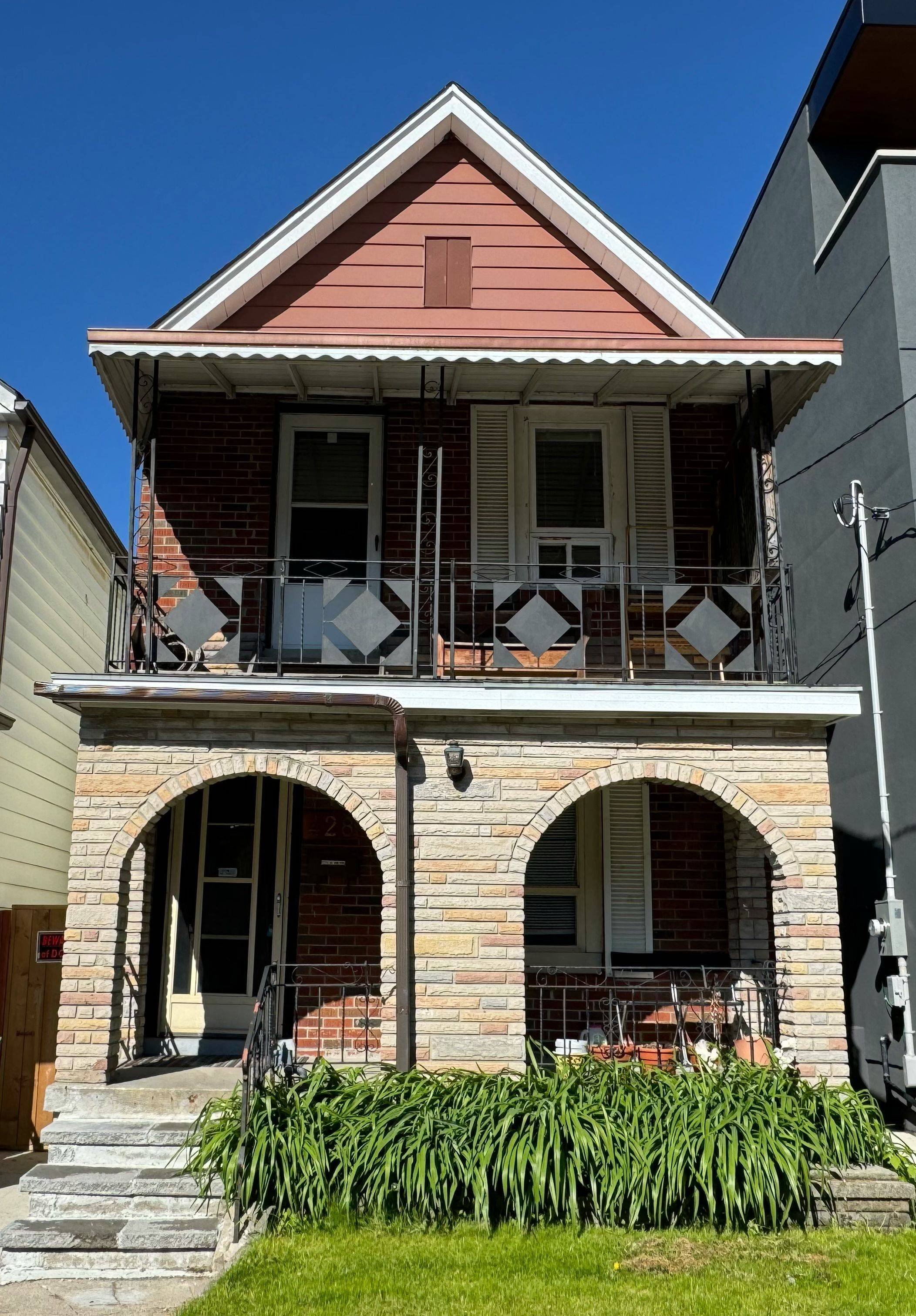 428 Westmoreland AVE #Basement, Toronto W02, ON M6H 3A7