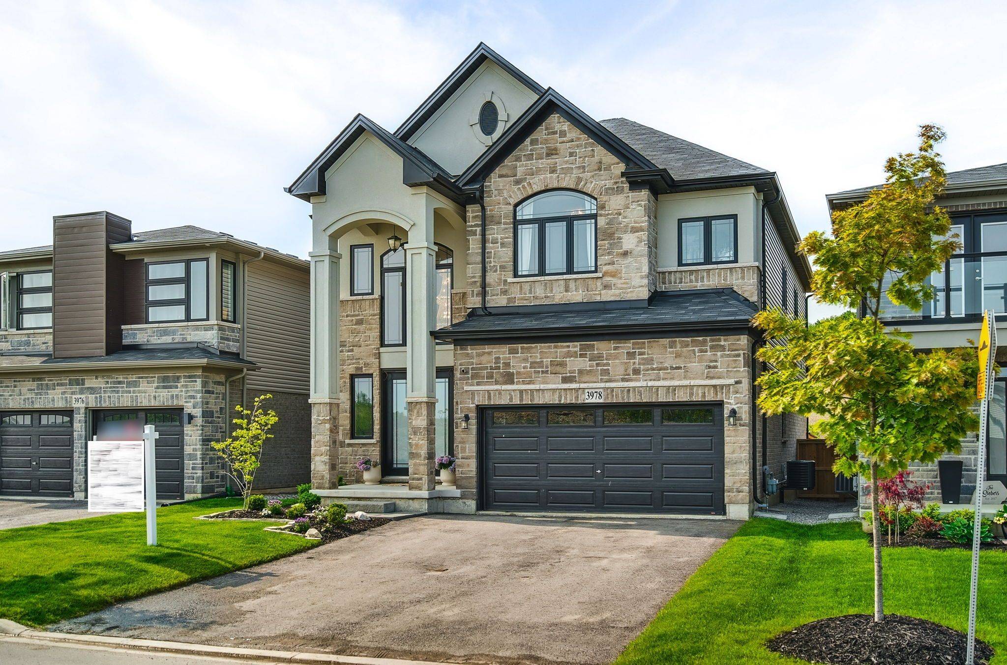 Lincoln, ON L3J 0T1,3978 Highland Park DR
