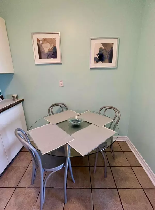 Mississauga, ON L5B 2H5,2542 Argyle RD #801