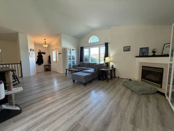 North Perth, ON N4W 1J5,730 Scott ST W