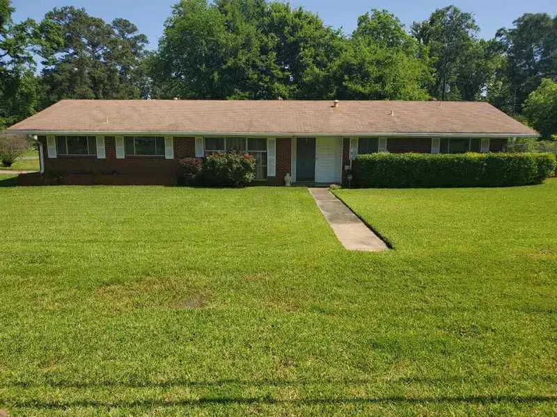 916 Deer Park Road, Shreveport, LA 71107