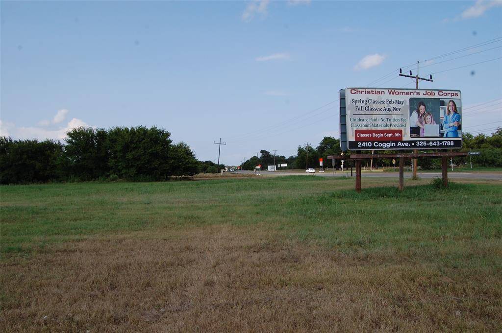 Brownwood, TX 76801,400 C C Woodsone Road