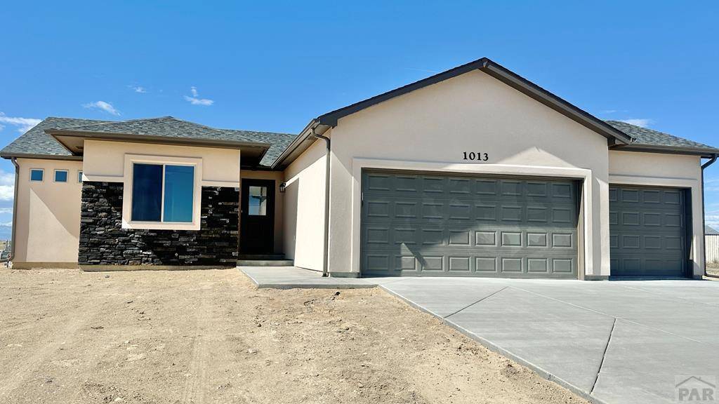 1013 N Kirkwood Dr, Pueblo West, CO 81007