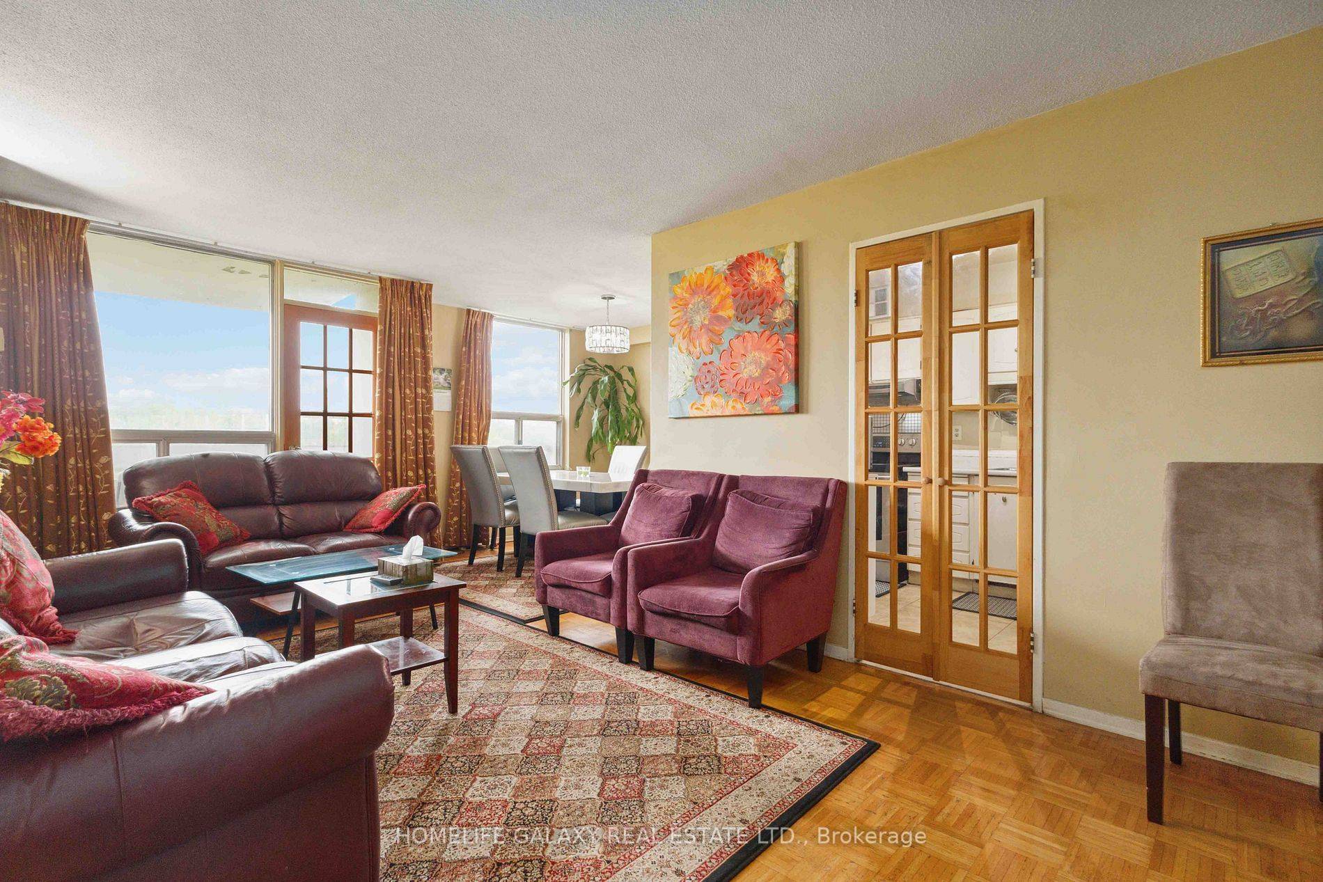 Toronto C11, ON M3C 3A4,20 Edgecliff Golfway #616