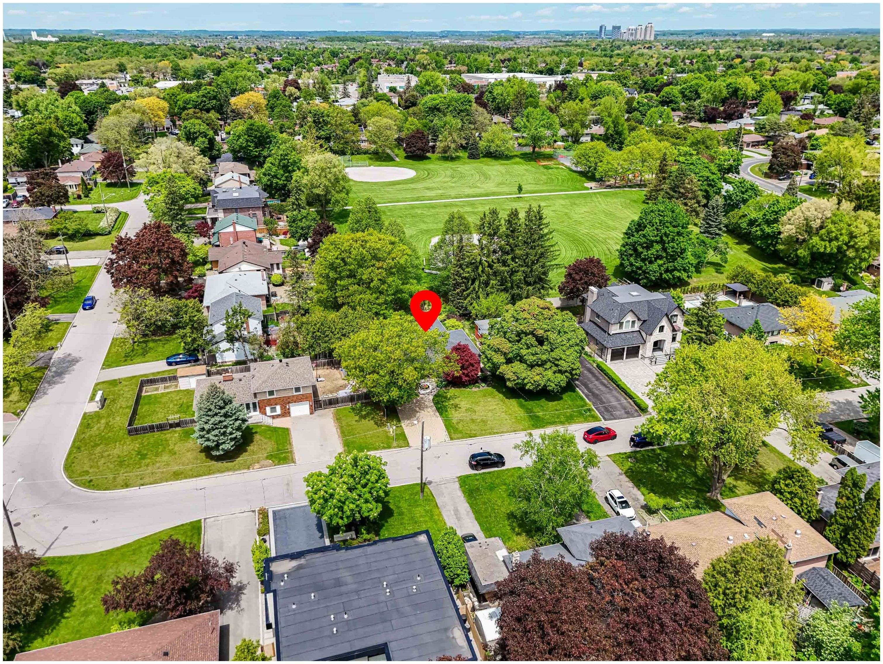Markham, ON L3P 1R6,15 Lincoln Green DR