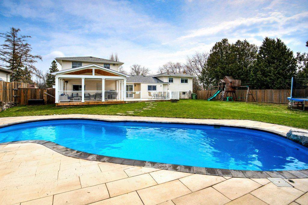 Quinte West, ON K8V 5P8,87 Jeffrey DR