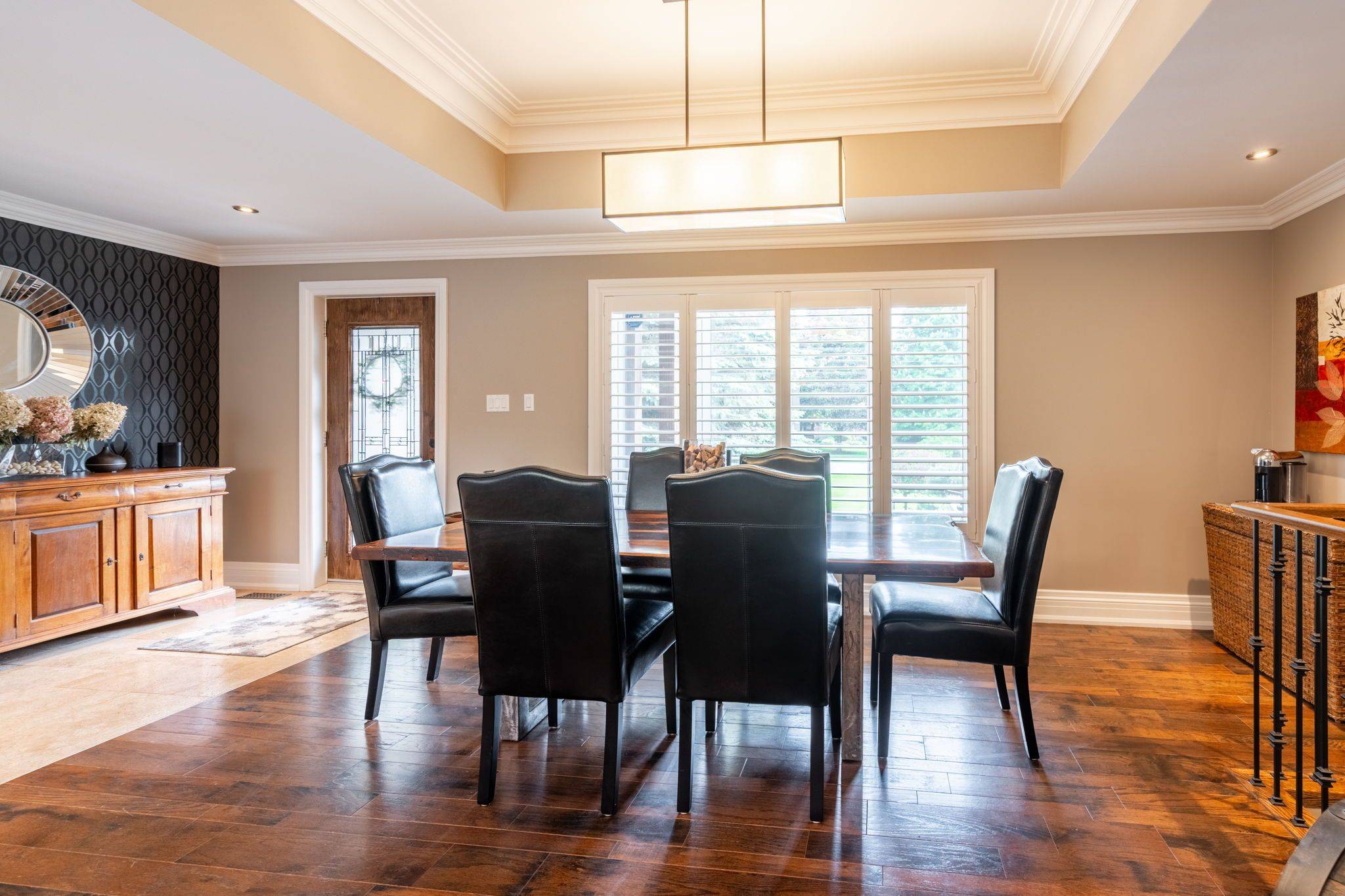 Hamilton, ON L8B 1P2,979 Garden LN