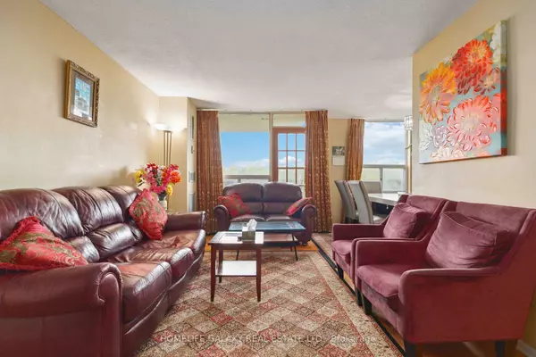 Toronto C11, ON M3C 3A4,20 Edgecliff Golfway #616