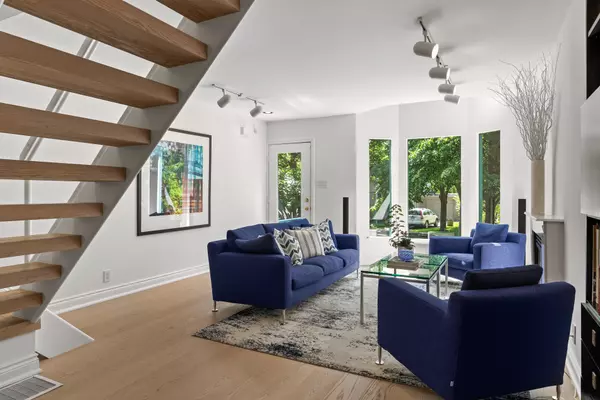 Toronto C09, ON M4T 1T7,22 Glen Elm AVE