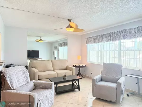 Deerfield Beach, FL 33442,53 Markham C #53