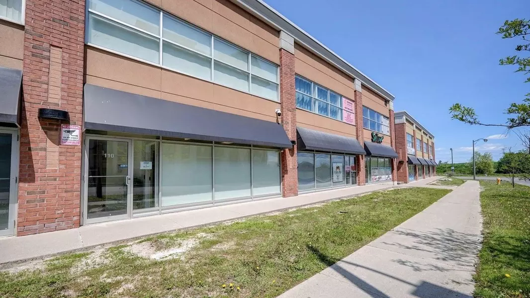 30 New Delhi DR #105, Markham, ON L3S 0B5