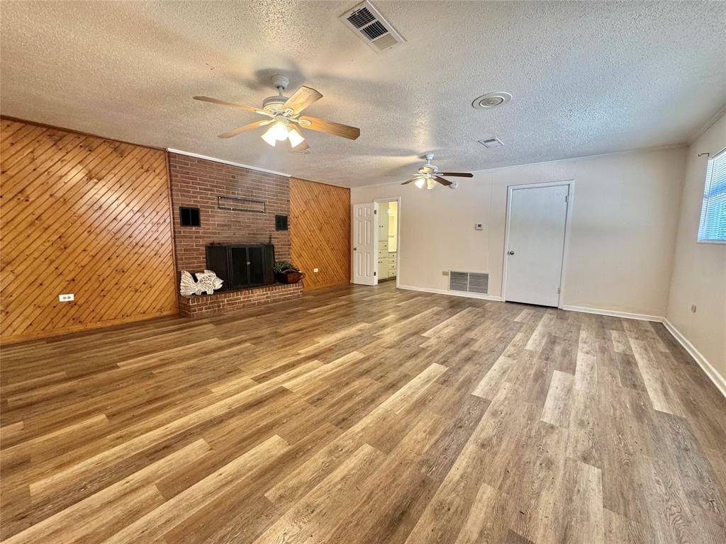 Clifton, TX 76634,120 County Road 1818