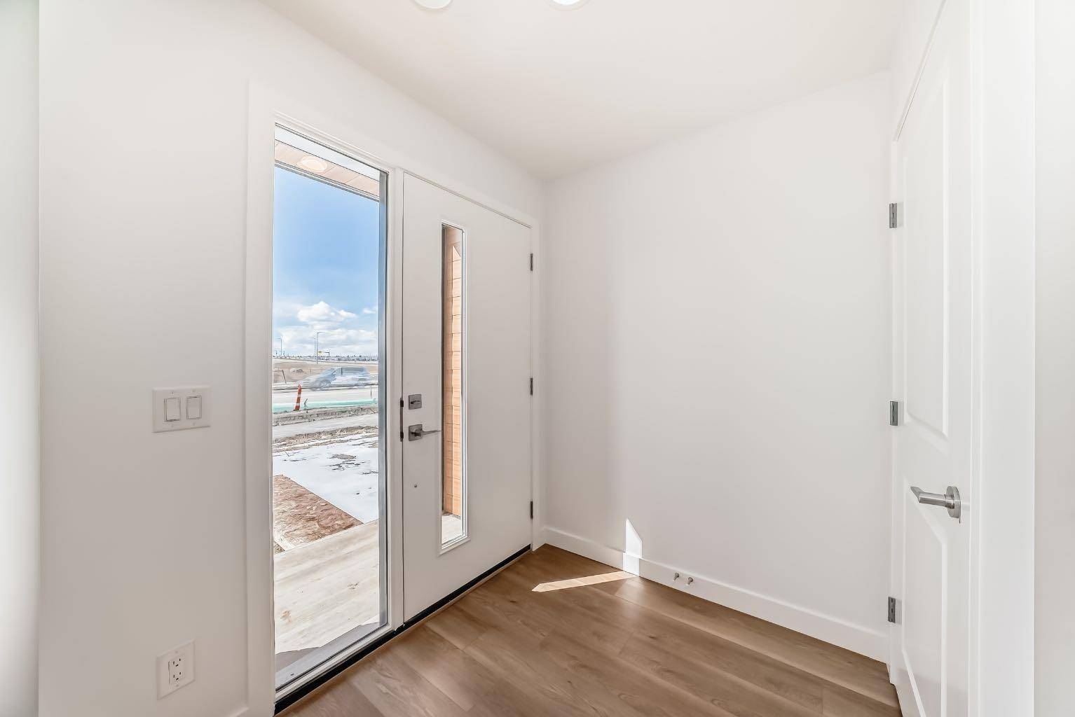 Calgary, AB T2A7W8,8500 19 AVE Southeast #403
