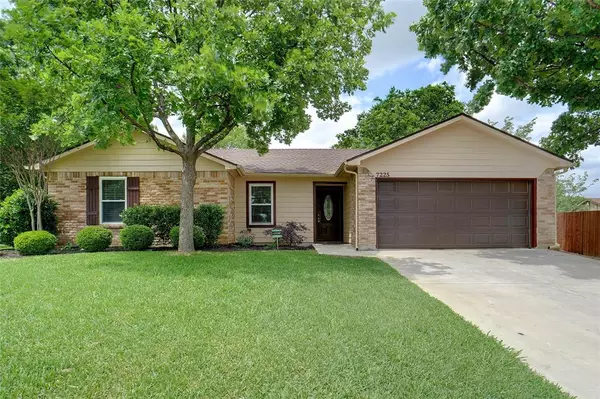 North Richland Hills, TX 76182,7225 Hanging Cliff Place