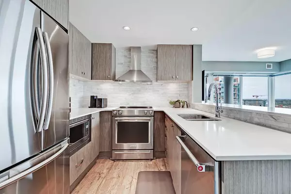 Calgary, AB T2P 1J3,930 6 AVE Southwest #2306