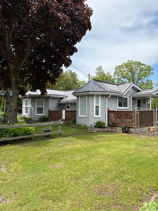 30E Bass LN E, Trent Hills, ON K0L 1L0