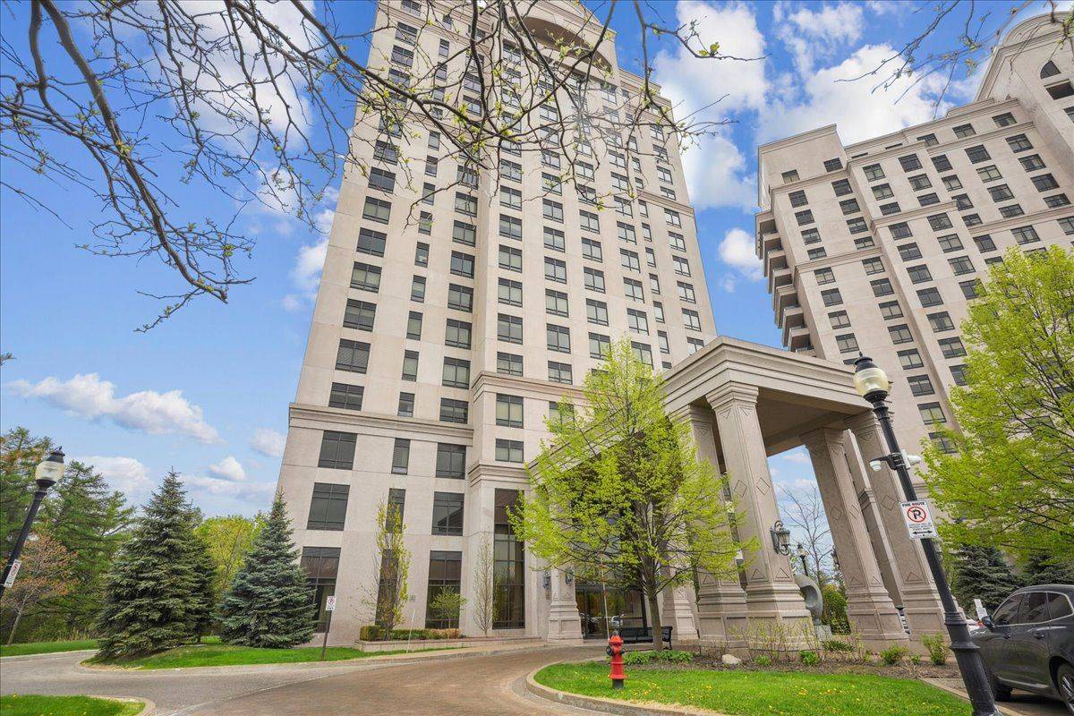 9255 Jane ST #405, Vaughan, ON L6A 0K1