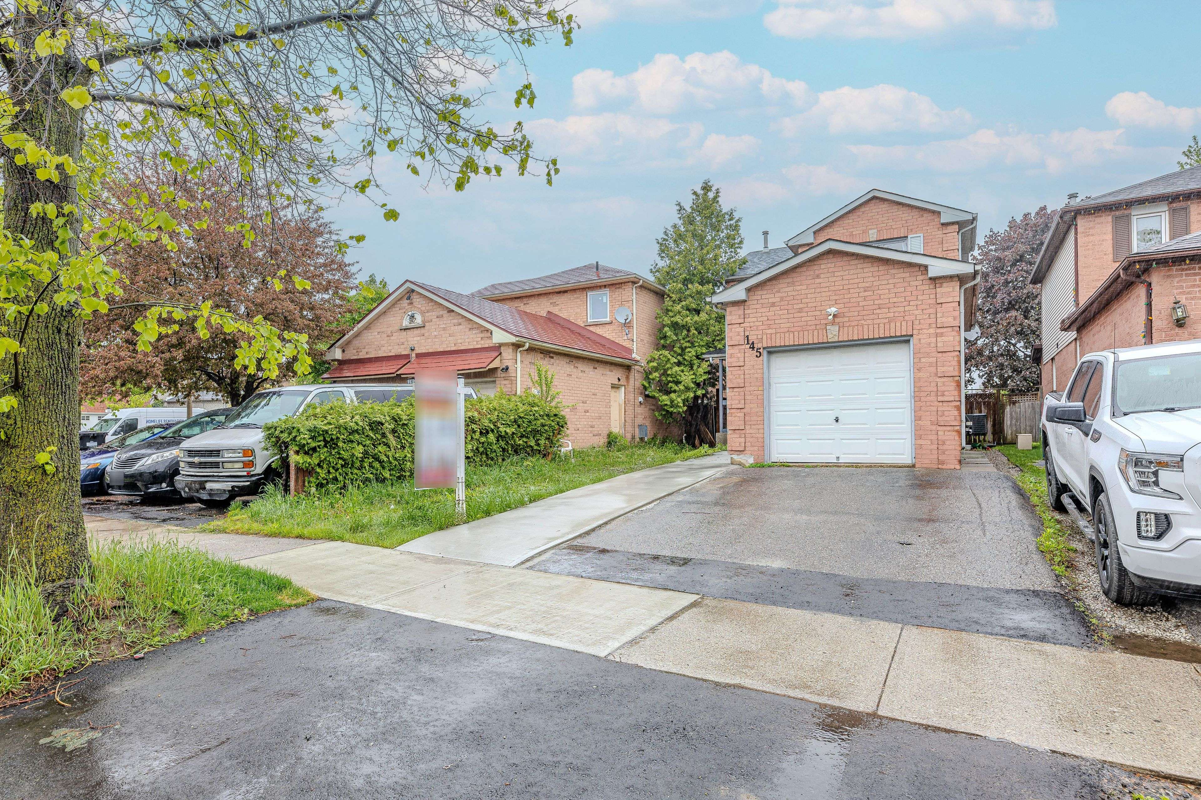 Brampton, ON L6X 3P7,145 Ecclestone DR
