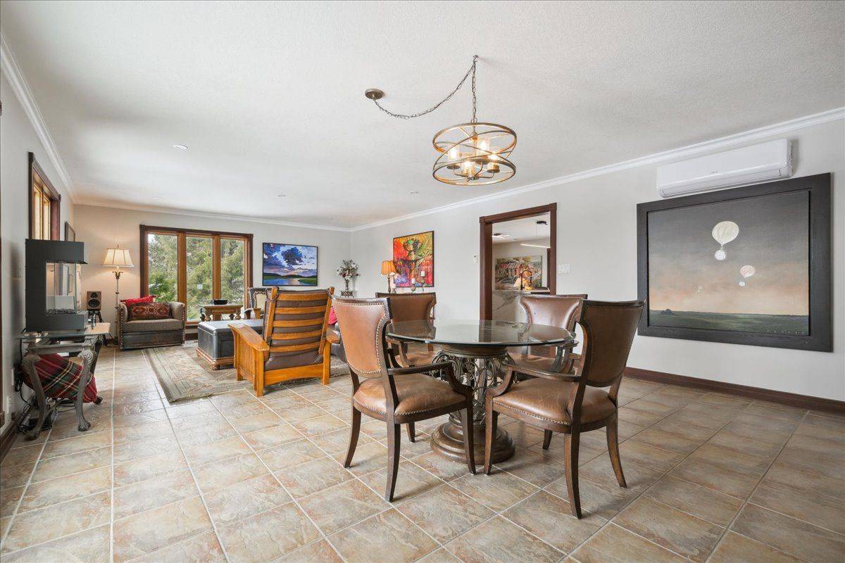 Hamilton, ON L0P 1B0,331 Mountsberg RD