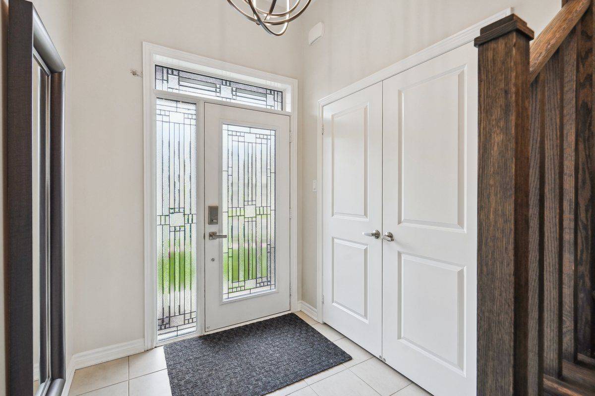 Cavan Monaghan, ON L0A 1G0,48 Northhill AVE