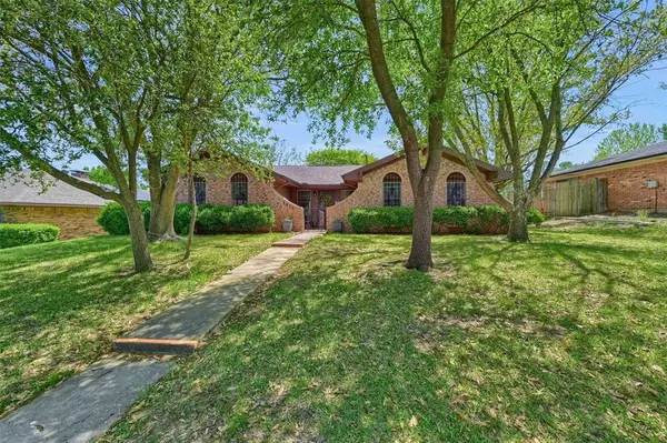 1814 Skyline Drive,  Sherman,  TX 75092
