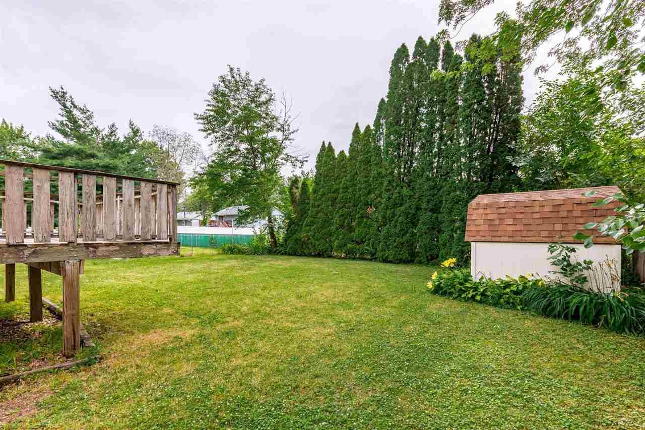 Iowa City, IA 52240,15 Regal Ln