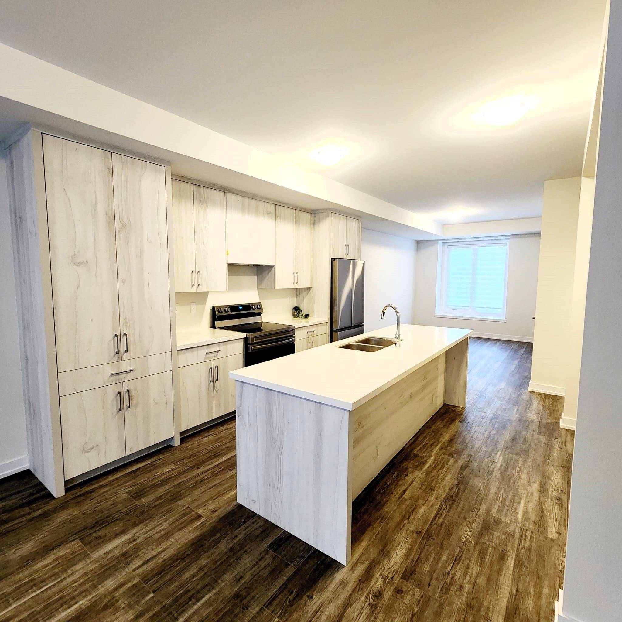 Oakville, ON L6M 4L8,1321 Shevchenko BLVD