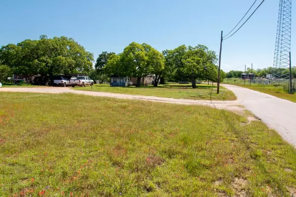 Nocona, TX 76255,610 W Oak Street