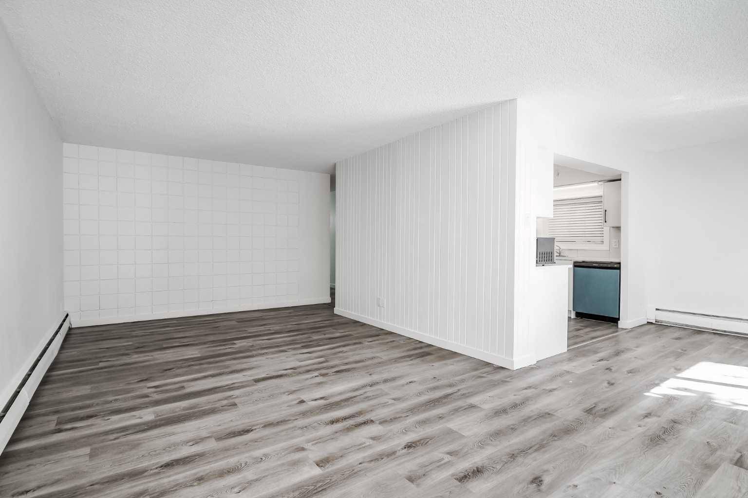 Calgary, AB T2V 0E6,6919 Elbow DR Southwest #113