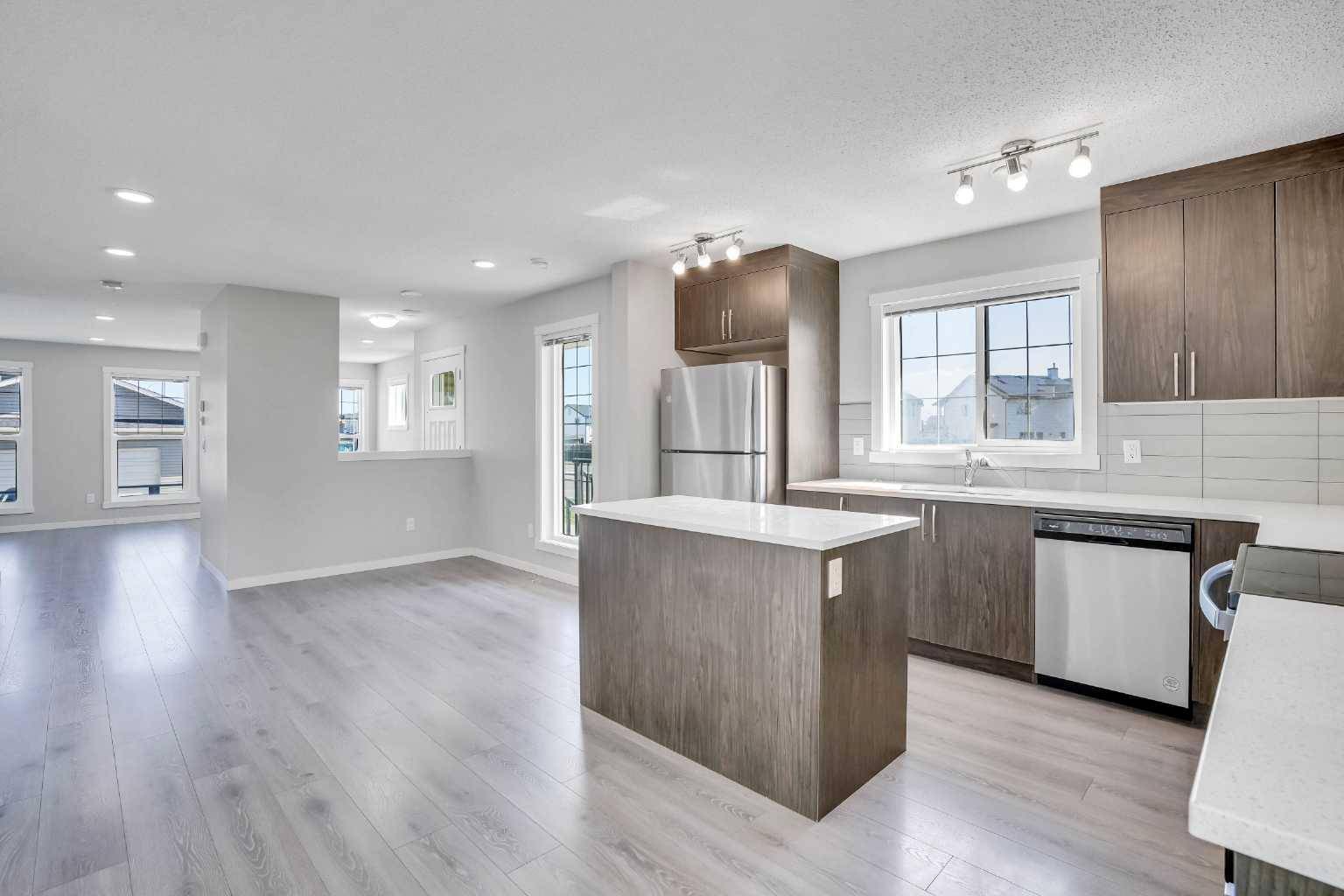 Calgary, AB T3J 0Z8,7451 Falconridge BLVD Northeast #1404
