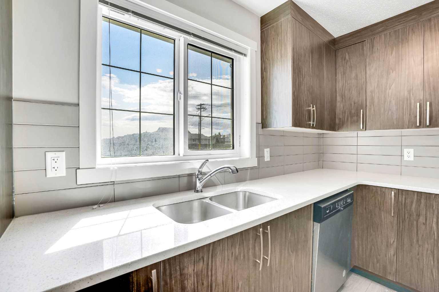 Calgary, AB T3J 0Z8,7451 Falconridge BLVD Northeast #1404