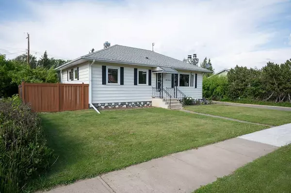 4807 46 AVE, Athabasca, AB T9S 1C4