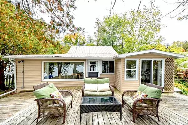 108 Oak Lake RD, Quinte West, ON K0K 3E0