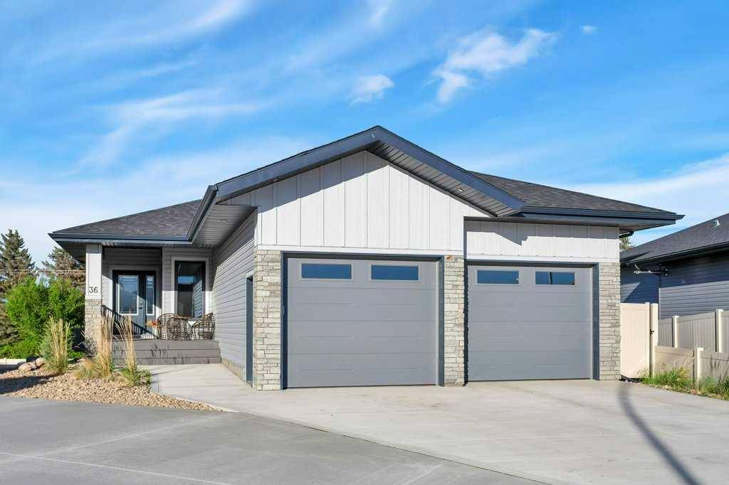 36 Meadow Close,  Lacombe,  AB T4L 0J1