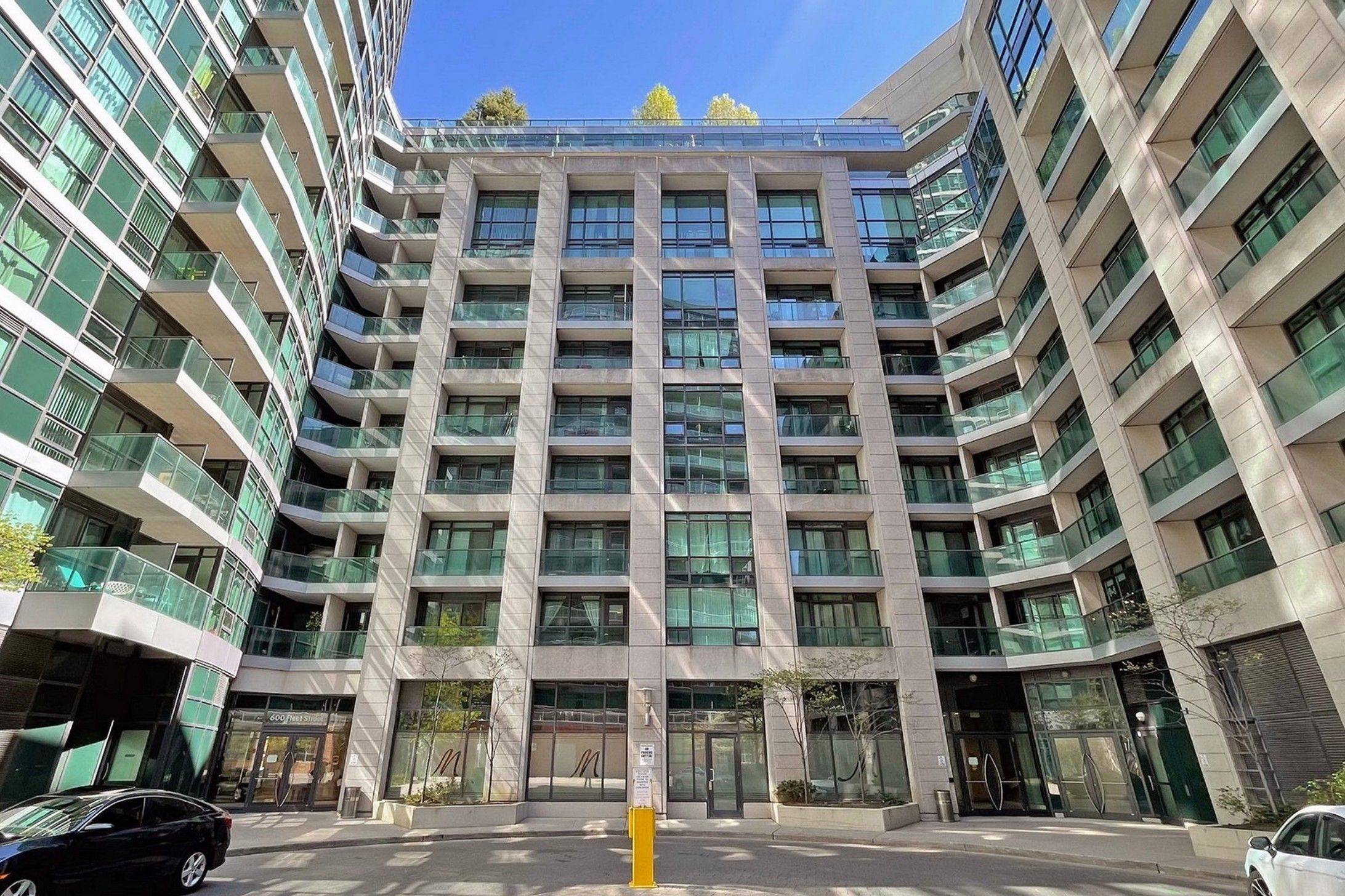 Toronto C01, ON M5V 1B7,600 Fleet ST #1012