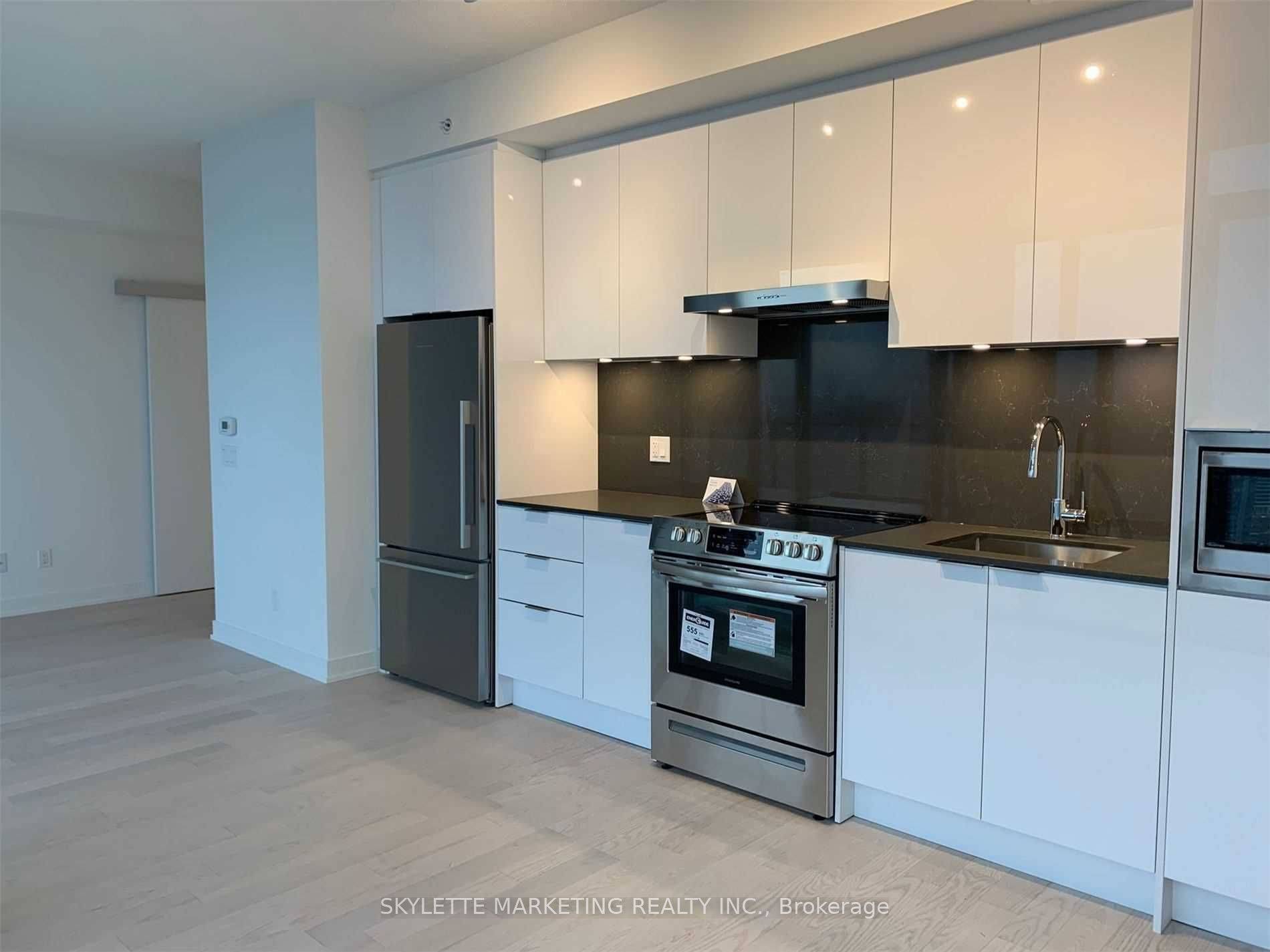 25 Richmond ST E #3016, Toronto C08, ON M5C 0A6