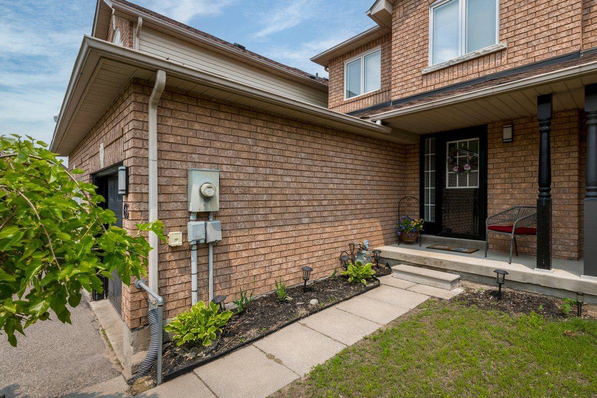 Barrie, ON L4N 9Y8,65 Hawthorne CRES