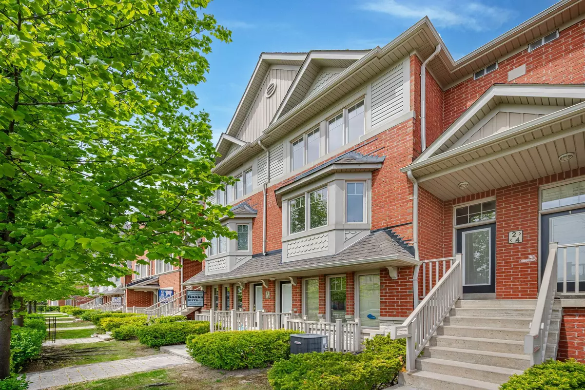 Mississauga, ON L5M 0P7,3375 Thomas ST #3,4