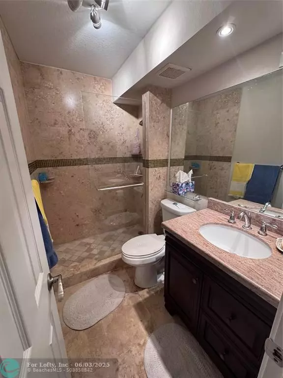 Deerfield Beach, FL 33442,1026 Durham B #1026b