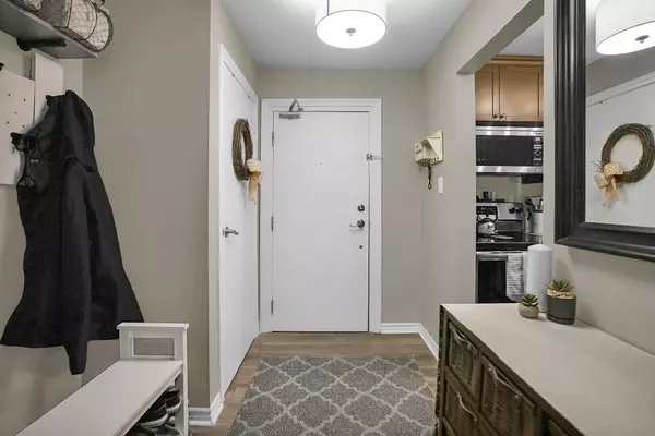 London South, ON N5Z 4X3,725 Deveron CRES #215