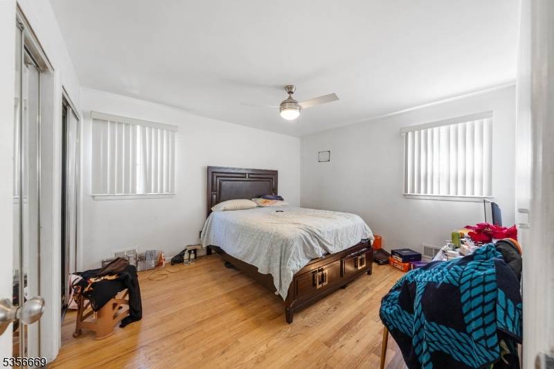 Linden City, NJ 07036,1005 Nora Dr