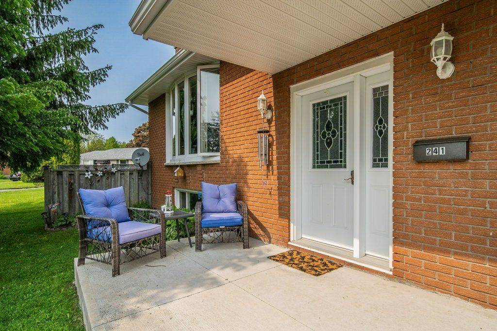 Greater Napanee, ON K7R 1G3,241 Smart CRES