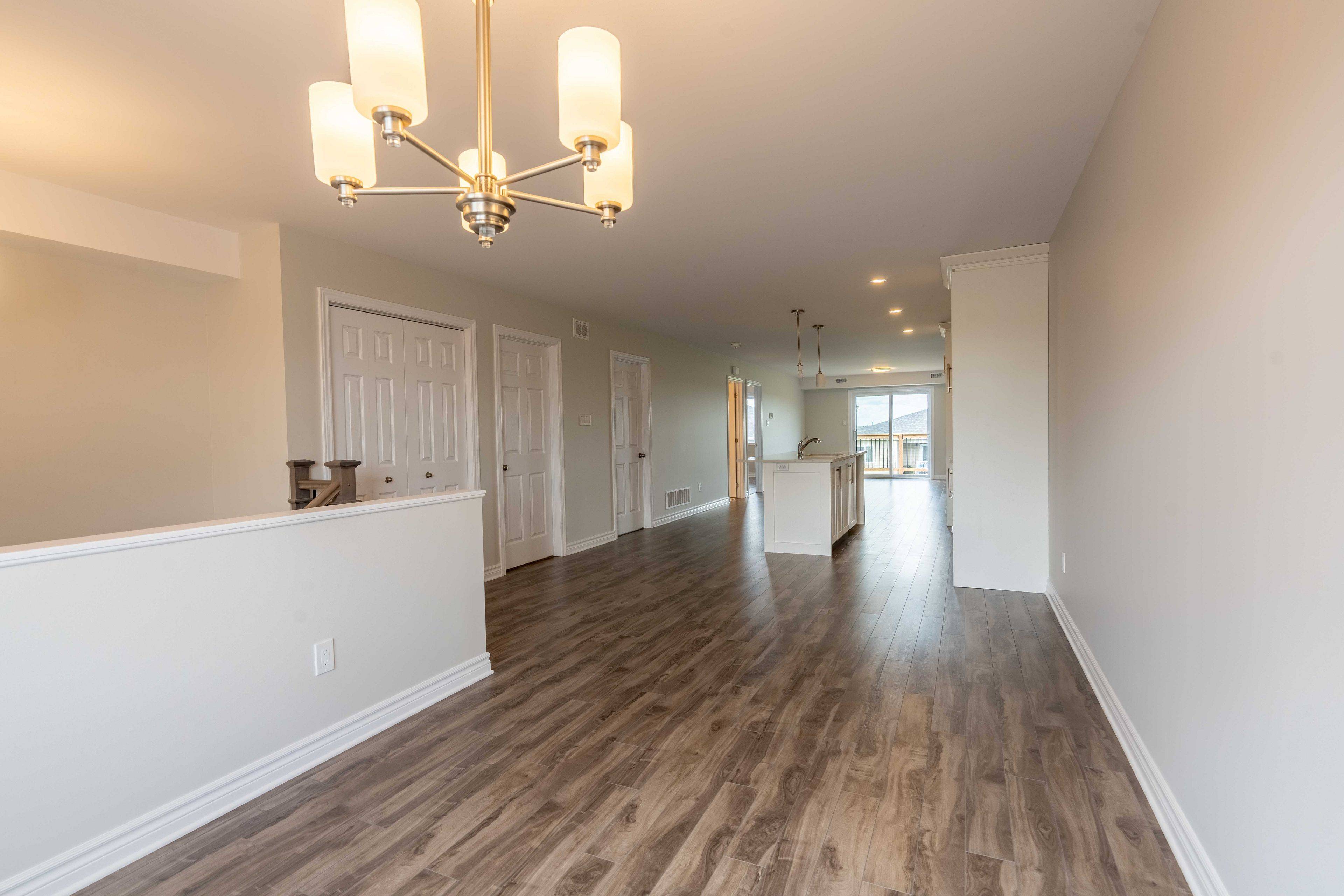 Cornwall, ON K6H 0J4,61 Royal DR